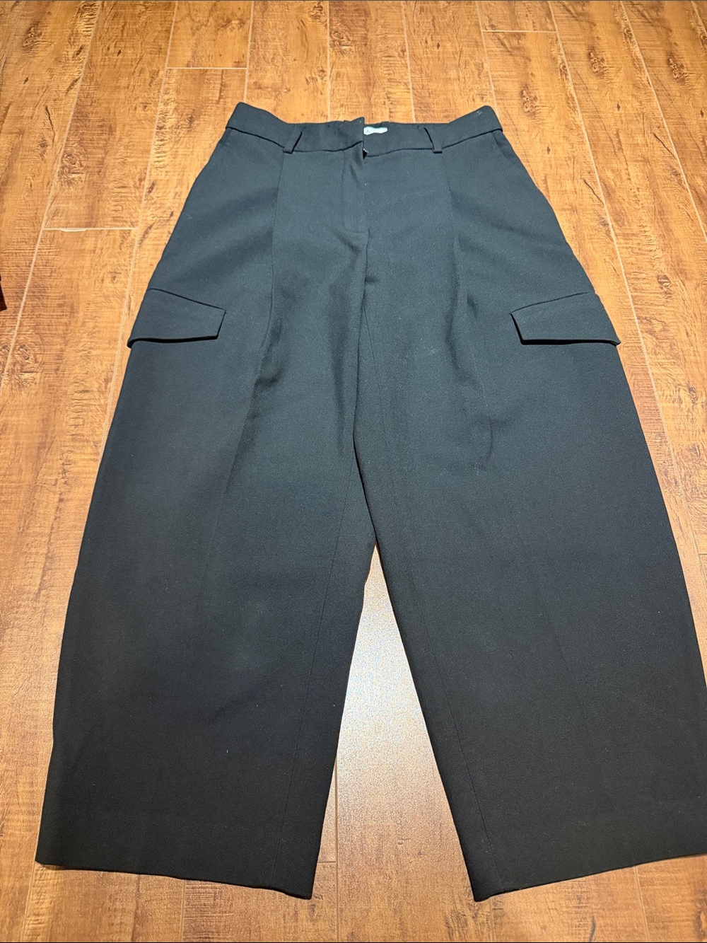 Babaton Black Wide-Leg Cargo Pants